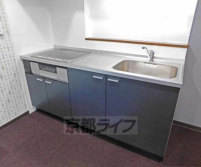 地下鉄東西線 山科駅 徒歩3分 3階建 築10年のキッチン写真
