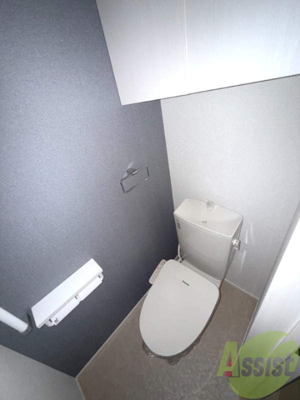 トイレ　トイレはこちらです。シンプルで使いやすそうですね。