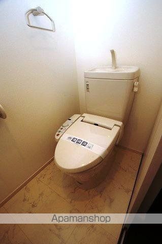 地下鉄七隈線 渡辺通駅 徒歩11分 15階建 築18年のトイレ写真