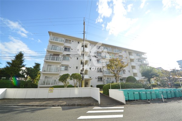 横尾3団地61号棟の外観写真