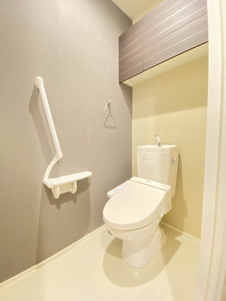 ＪＲ常磐線 鹿島駅 徒歩17分 2階建 築11年のトイレ写真