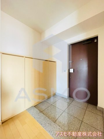 玄関　同マンション別部屋参考写真