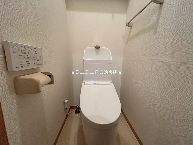 ＪＲ日豊本線 帖佐駅 徒歩11分 2階建 築21年のトイレ写真