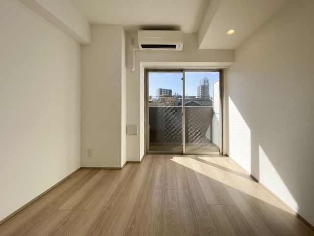 ディームス品川南の居間写真