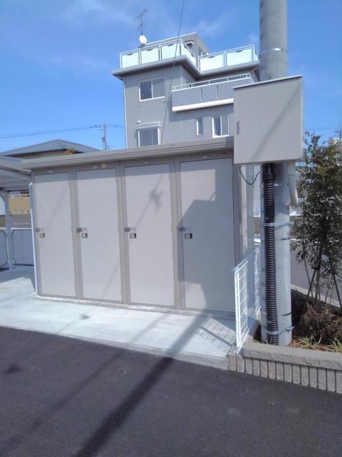 フェイバーのその他写真