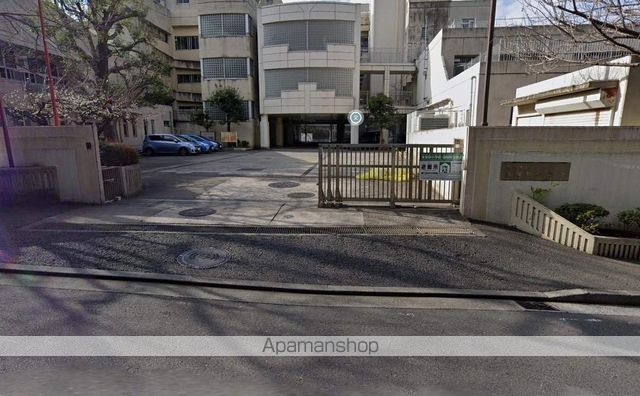 小学校　横浜市立東俣野小学校（小学校）まで295m