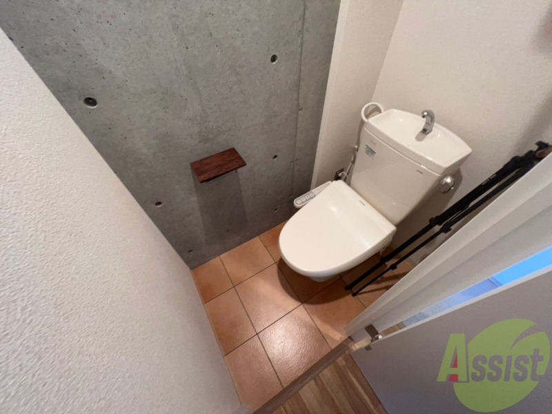 トイレ　ウォシュレット付きのトイレです。シャワートイレは日本の宝。