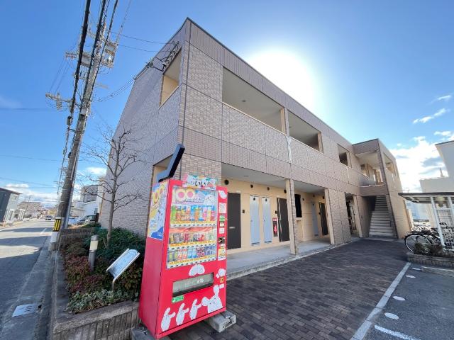 建物外観　外観写真（昼）