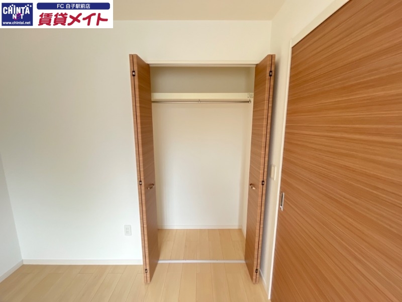 収納　同型参考写真