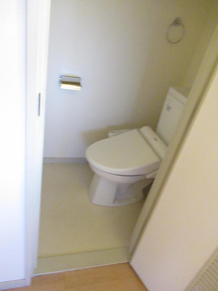 日宝プロシード上杉東のトイレ写真