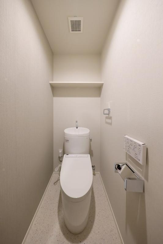 ラフィーネ箱崎駅前のトイレ写真