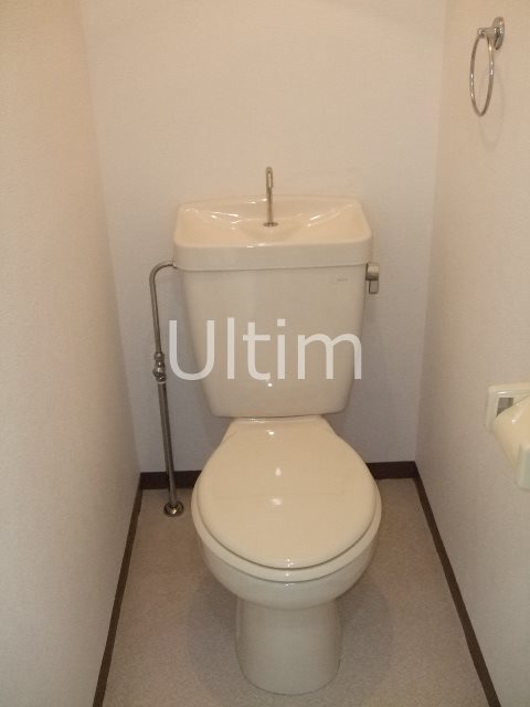 メゾン・ヤングのトイレ写真