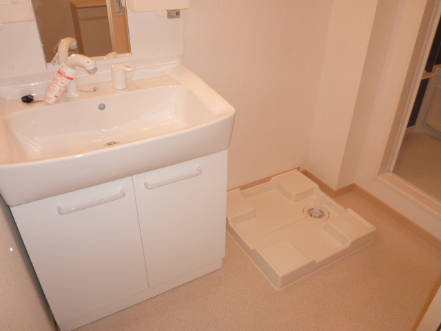 洗面設備　別の部屋の写真です