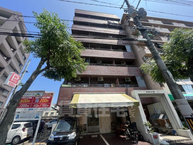 広島市中区吉島町のマンションの建物外観