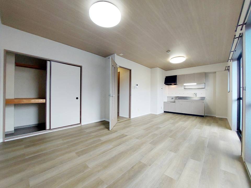 居室・リビング　リビング