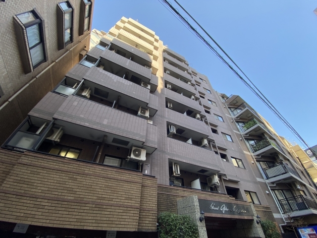 東京都港区麻布十番３（マンション）の賃貸物件の外観