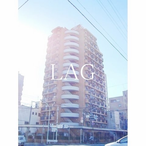 【墨田区石原のマンションの建物外観】