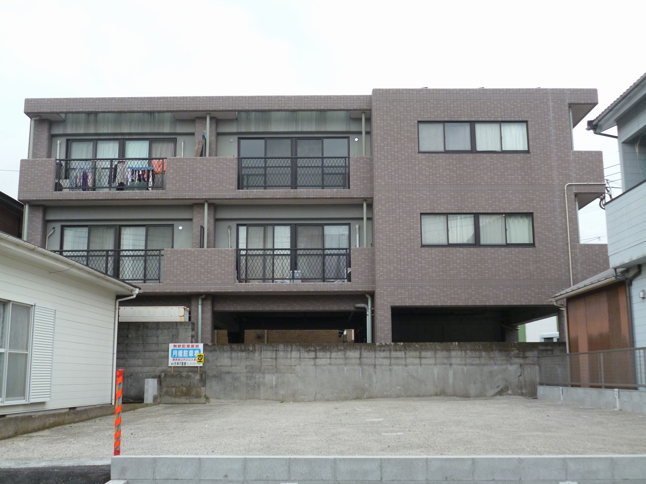 鹿児島市田上のマンションの建物外観