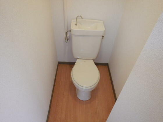 トイレ　お風呂トイレ別です