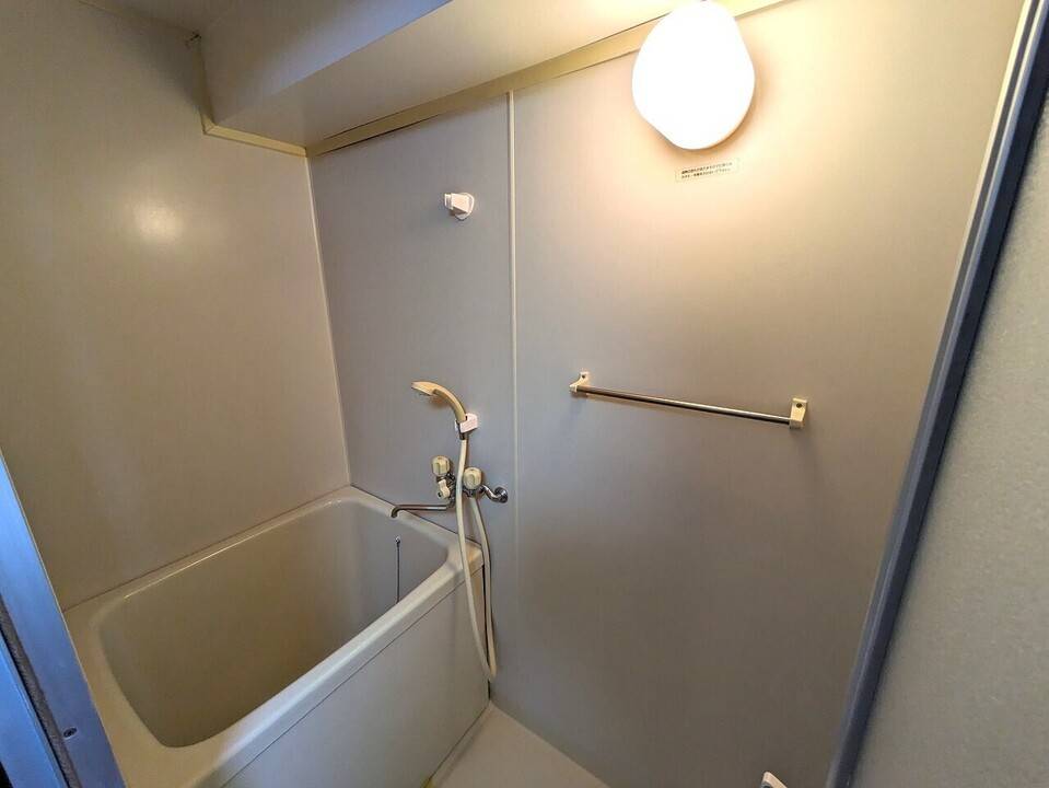バス・シャワールーム　浴室