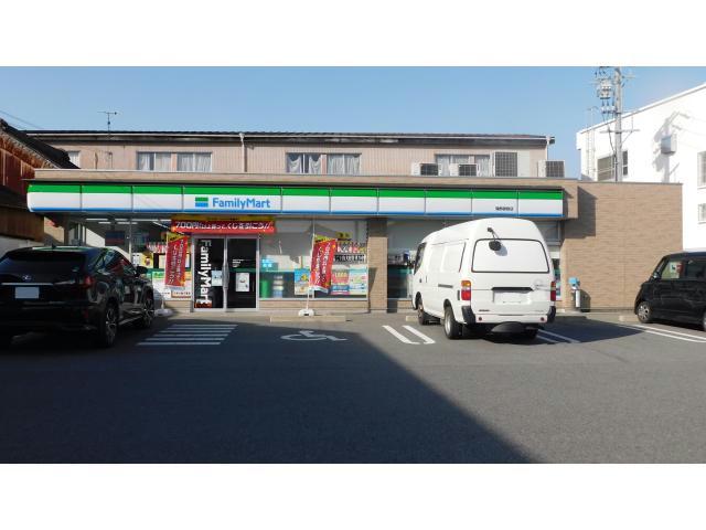 コンビニ　ファミリーマート蒲郡御嶽店（コンビニ）まで433m