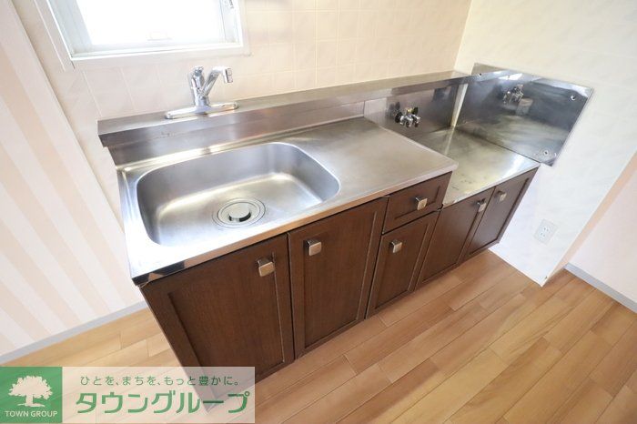 キッチン　お問合せはタウンハウジングまで！※現地待合わせ相談可能