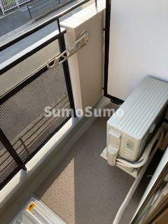 バルコニー　外からの目が気にならないバルコニーで洗濯物が干せます