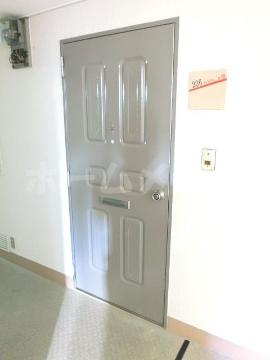 春日薩摩マンション　玄関　玄関前