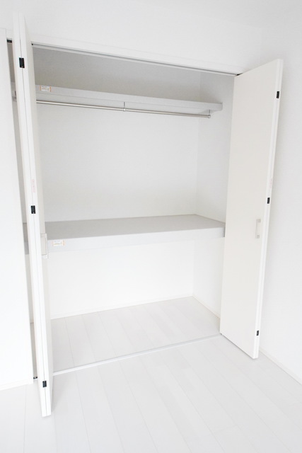 収納　～たっぷり収納スペースの１つです～