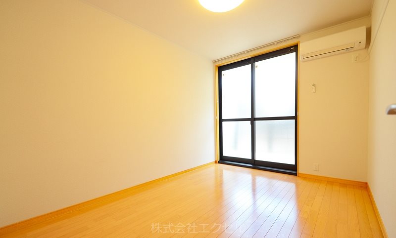 居室・リビング　同等タイプのイメージ写真です。