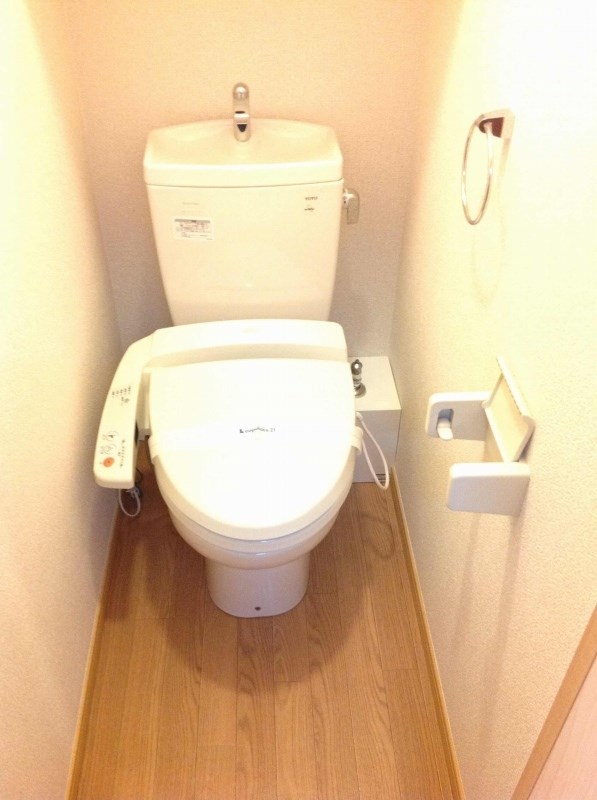 トイレ　同等タイプのイメージ写真です。