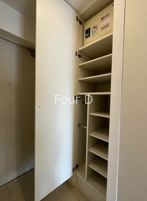 収納　《見学予約受付中》九段下駅徒歩１分のハイグレードマンション！