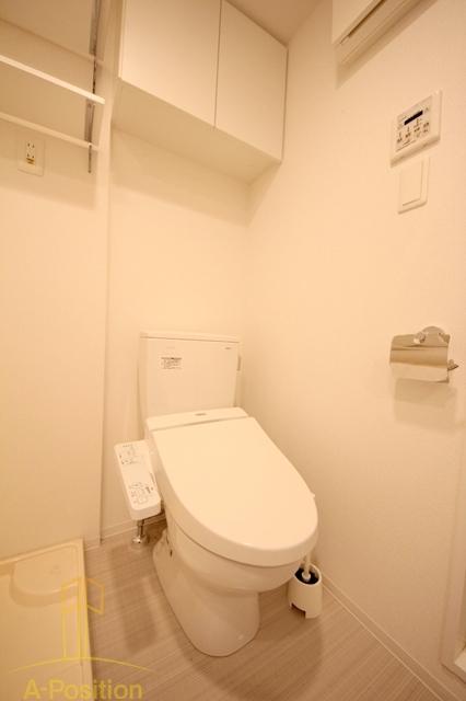 トイレ　セレニテ梅田EST