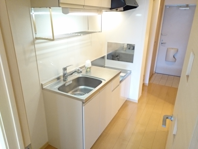 キッチン　収納があって使い勝手の良いキッチンです！