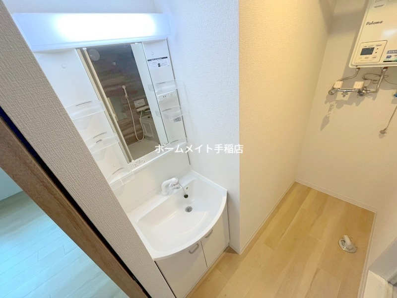 洗面設備　シャンプードレッサーで便利です♪