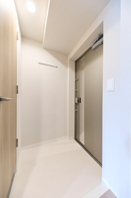 玄関　※写真は同タイプ住戸です。