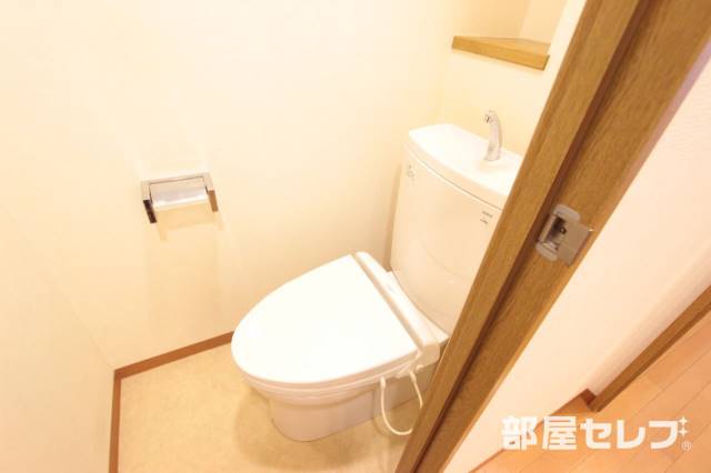 トイレ　個室トイレ