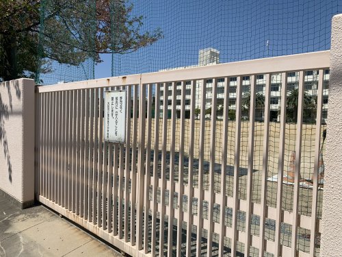 中学校　大阪市立東我孫子中学校（中学校）まで599m