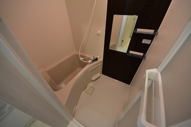 バス・シャワールーム　清潔な浴室！