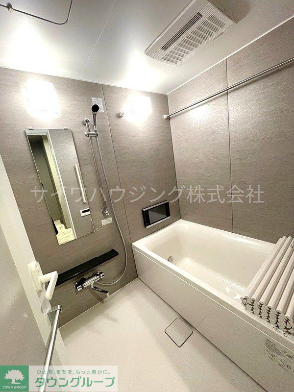 バス・シャワールーム　バス