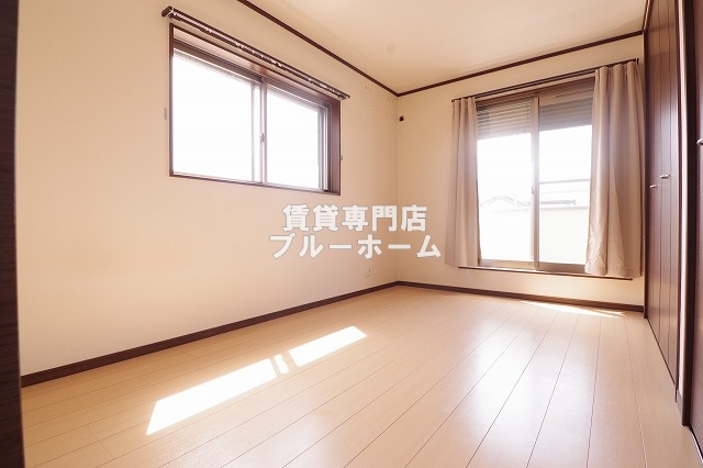 その他部屋・スペース　8帖の広い洋室です！