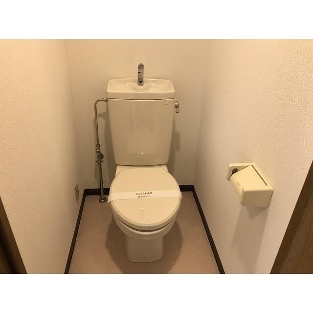 トイレ　同タイプ・別部屋画像
