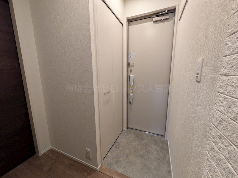 玄関　シューズクローゼット付の玄関内