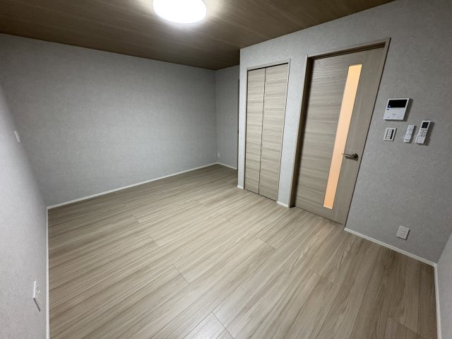 Grand Villa ROKUCHOの居間写真