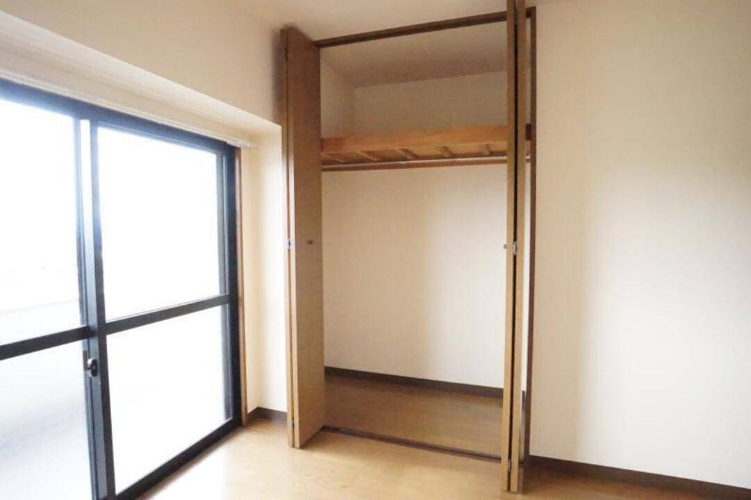 収納　クローゼット