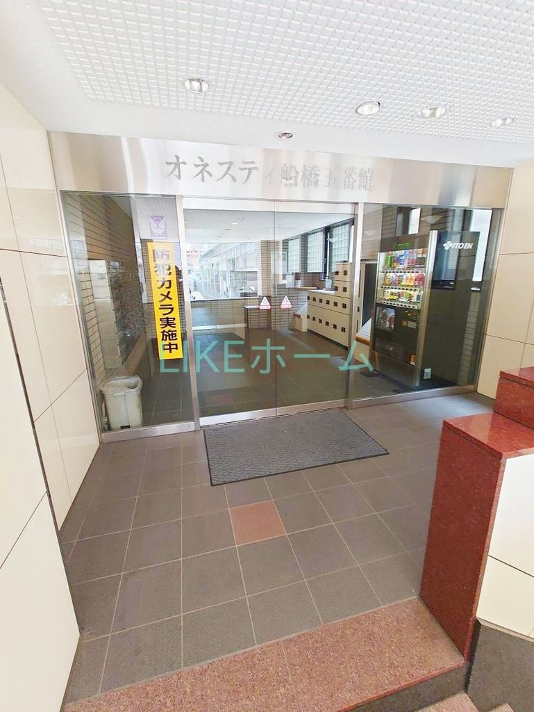 エントランス　エントランス