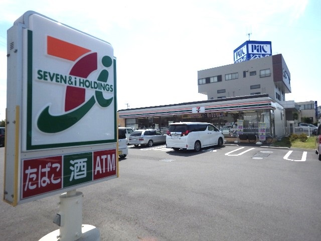 コンビニ　セブンイレブン 焼津八楠4丁目店（コンビニ）まで578m