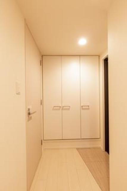玄関　※写真は同タイプ住戸です。