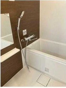 バス・シャワールーム　※他号室参考写真