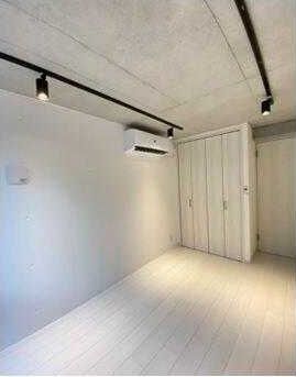 居室・リビング　※他号室参考写真